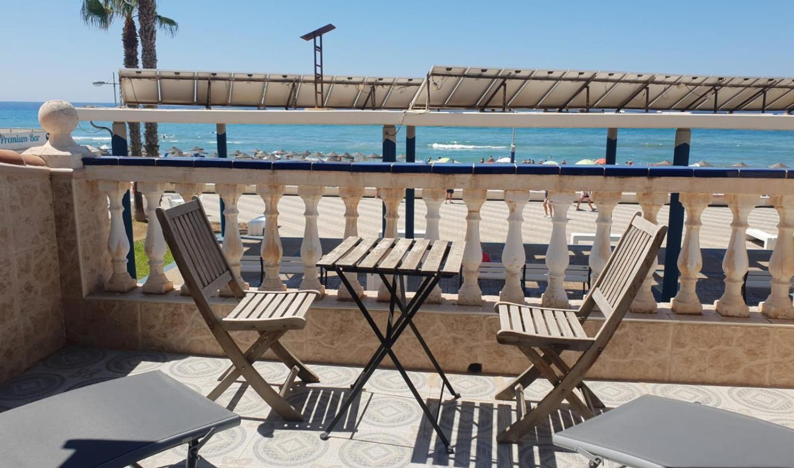 Casita Beach Front Torrox Eksteriør billede